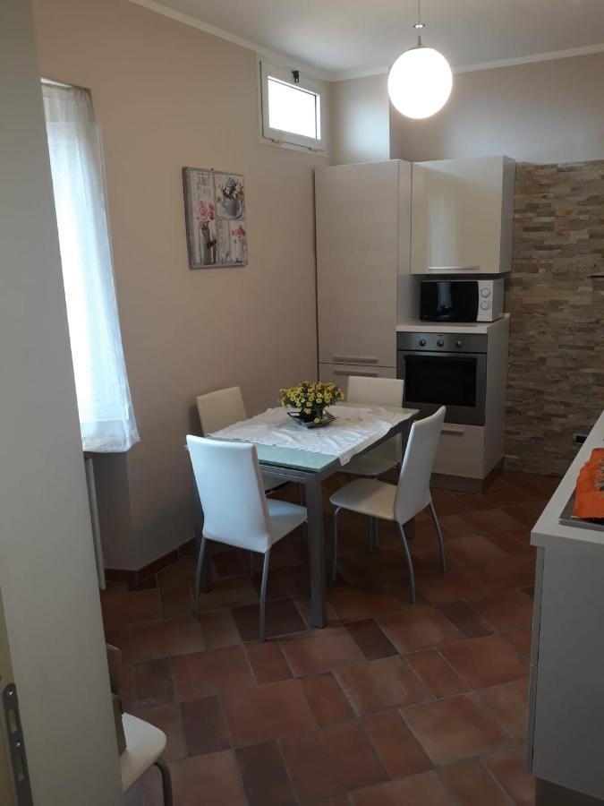 Antico Vicolo-Appartamento Martina Vercelli Exteriör bild